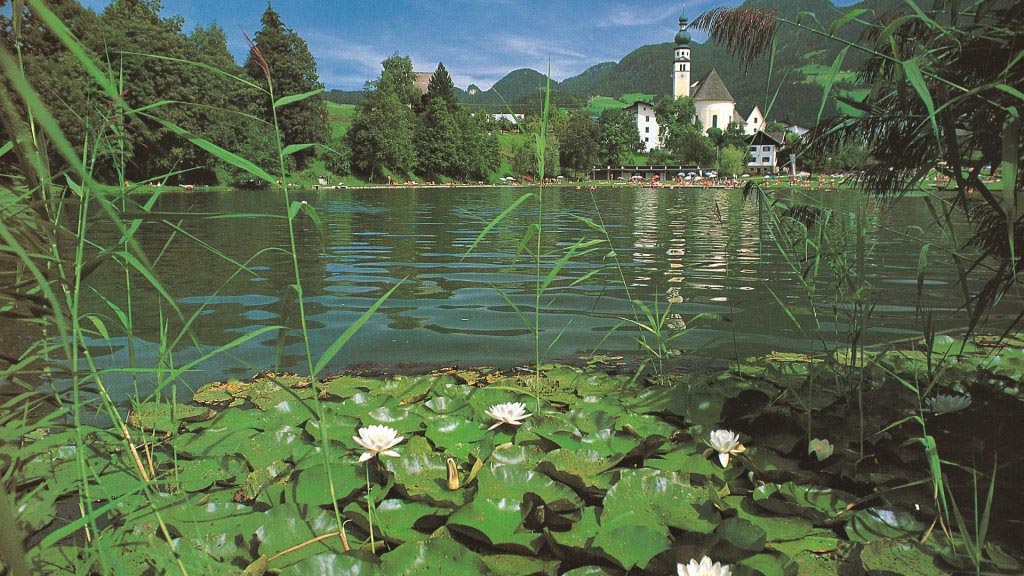 Sommer: Reintaler See - Hotel****s Der Kirchenwirt, Reith/Alpbachtal/Tirol/Österreich