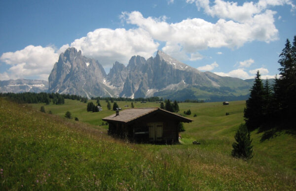 Südtirol - Grödnertal: 2P/5T HP; Hotel*** Villa Emilia oder Hotel*** Rodes in St. Ulrich