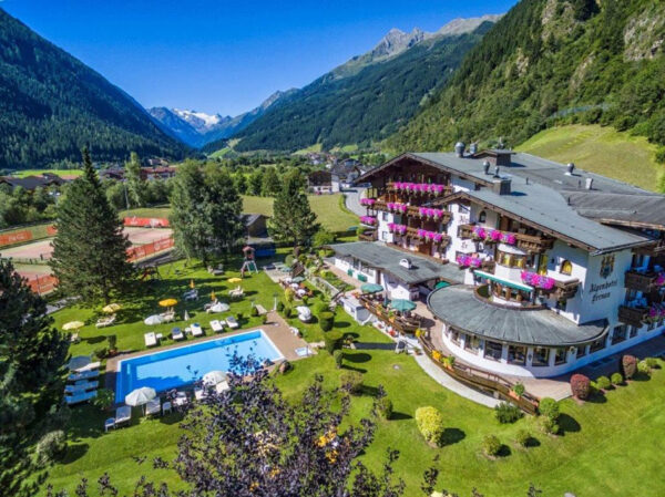 <h5>Tirol - Stubaital: 2P/6T HP; Alpenhotel**** Fernau, Neustift</h5>